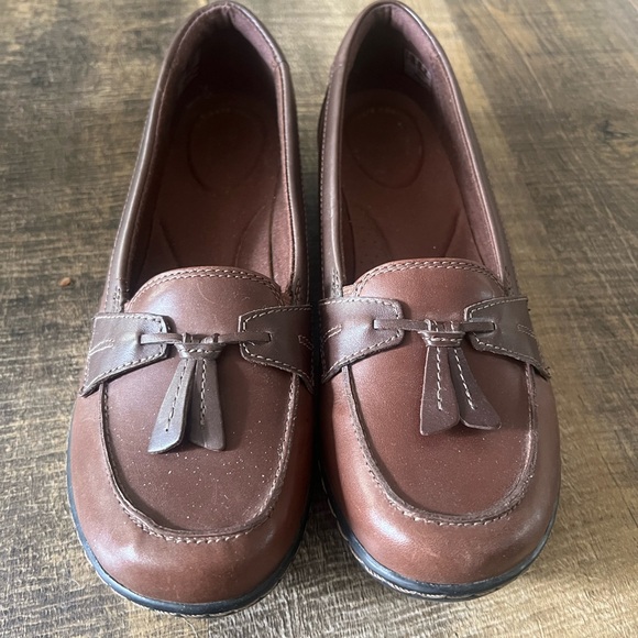 Clarks Women Ashland Preppy Bubble Slip On Loafers Brown Size 9 Office - Picture 9 of 9